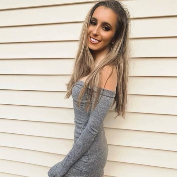 anya_mikhal
